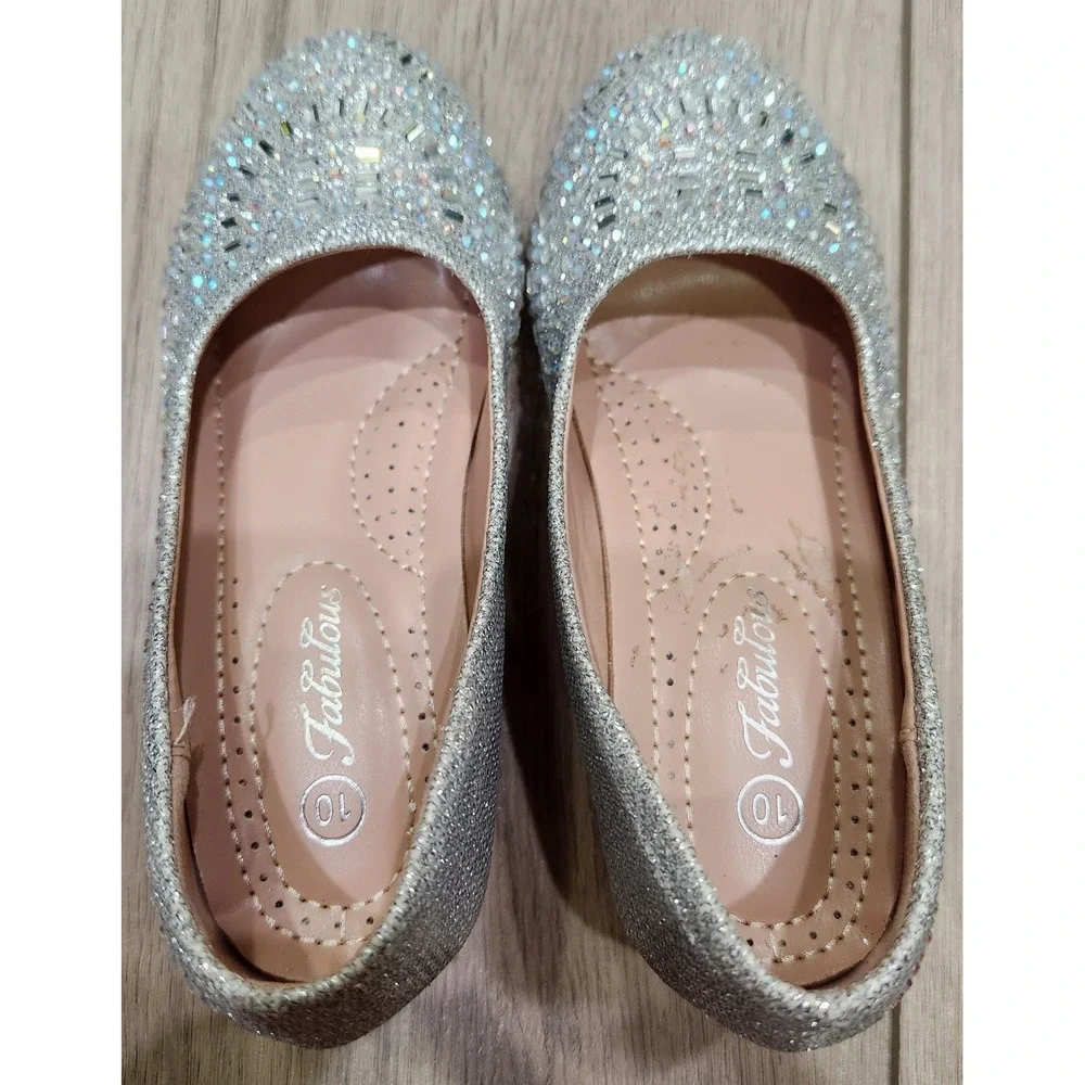 Girls Size 10 Silver Glitter Rhinestone Low Heel Pumps Dress Up Shoes Holiday